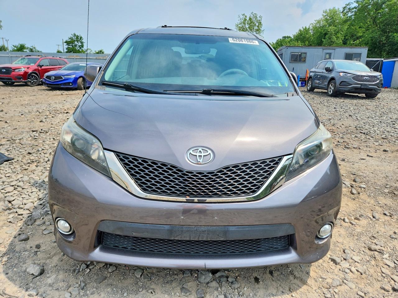 2013 Toyota Sienna Sport Gray vin: 5TDXK3DC0DS351704