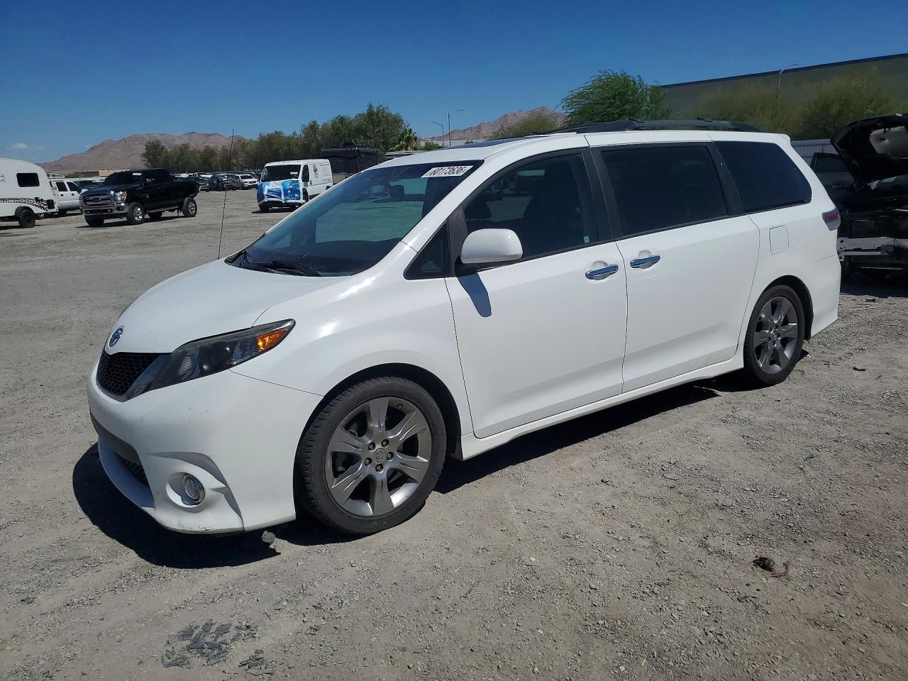 2014 Toyota Sienna Sport White vin: 5TDXK3DC0ES447690