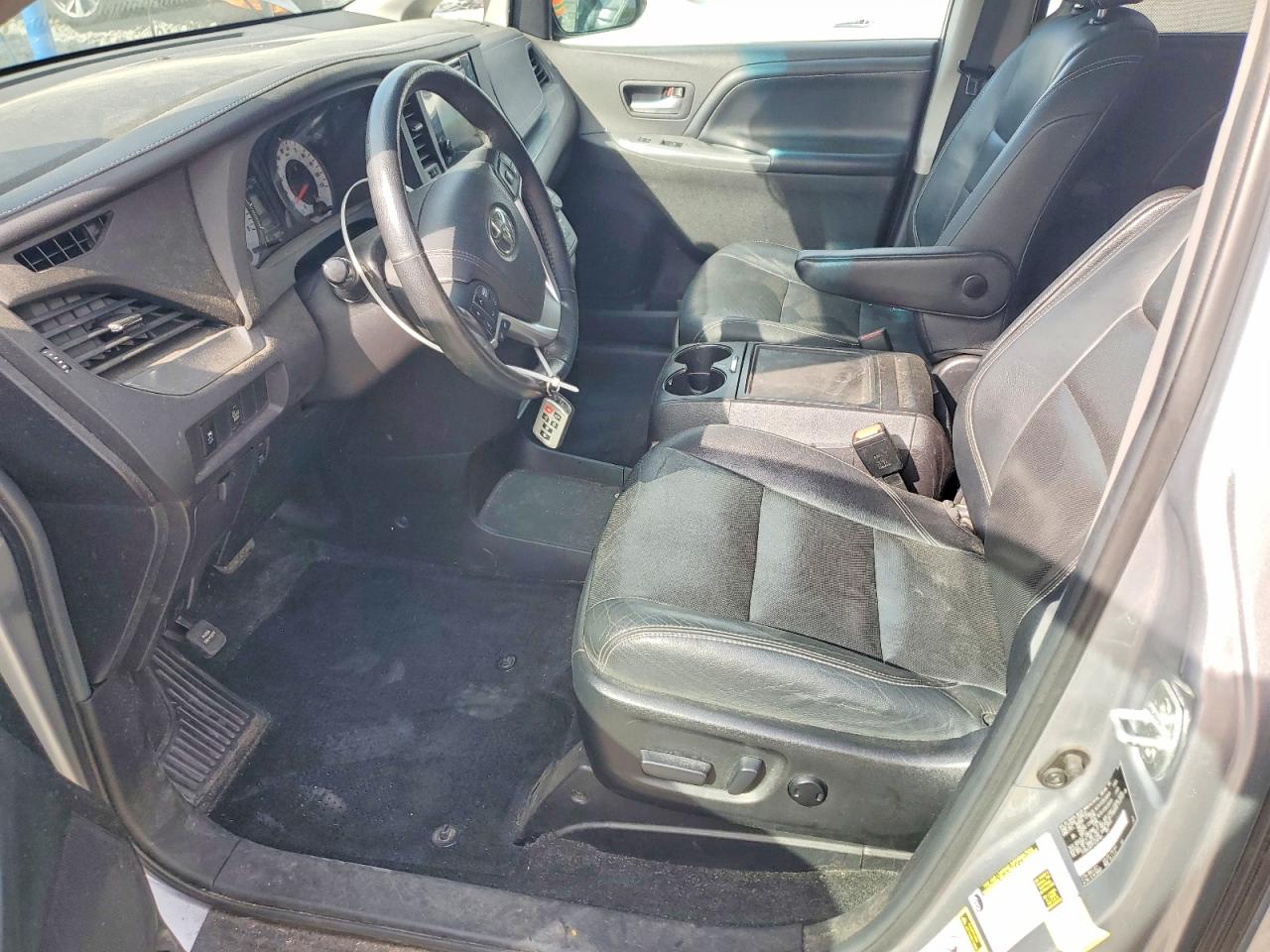 2015 Toyota Sienna Sport Silver vin: 5TDXK3DC0FS558189