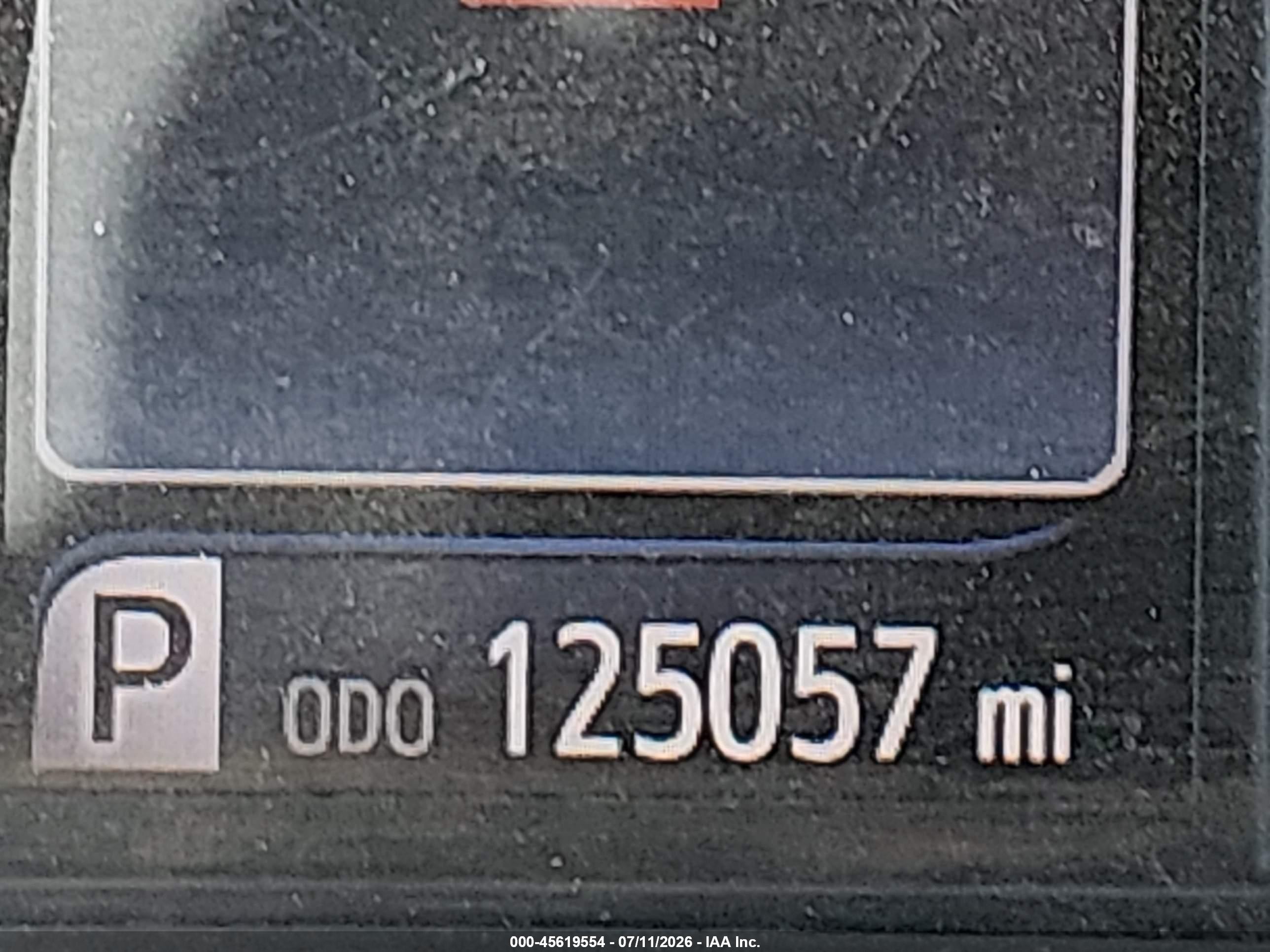 2015 Toyota Sienna Se 8 Passenger White vin: 5TDXK3DC0FS620058
