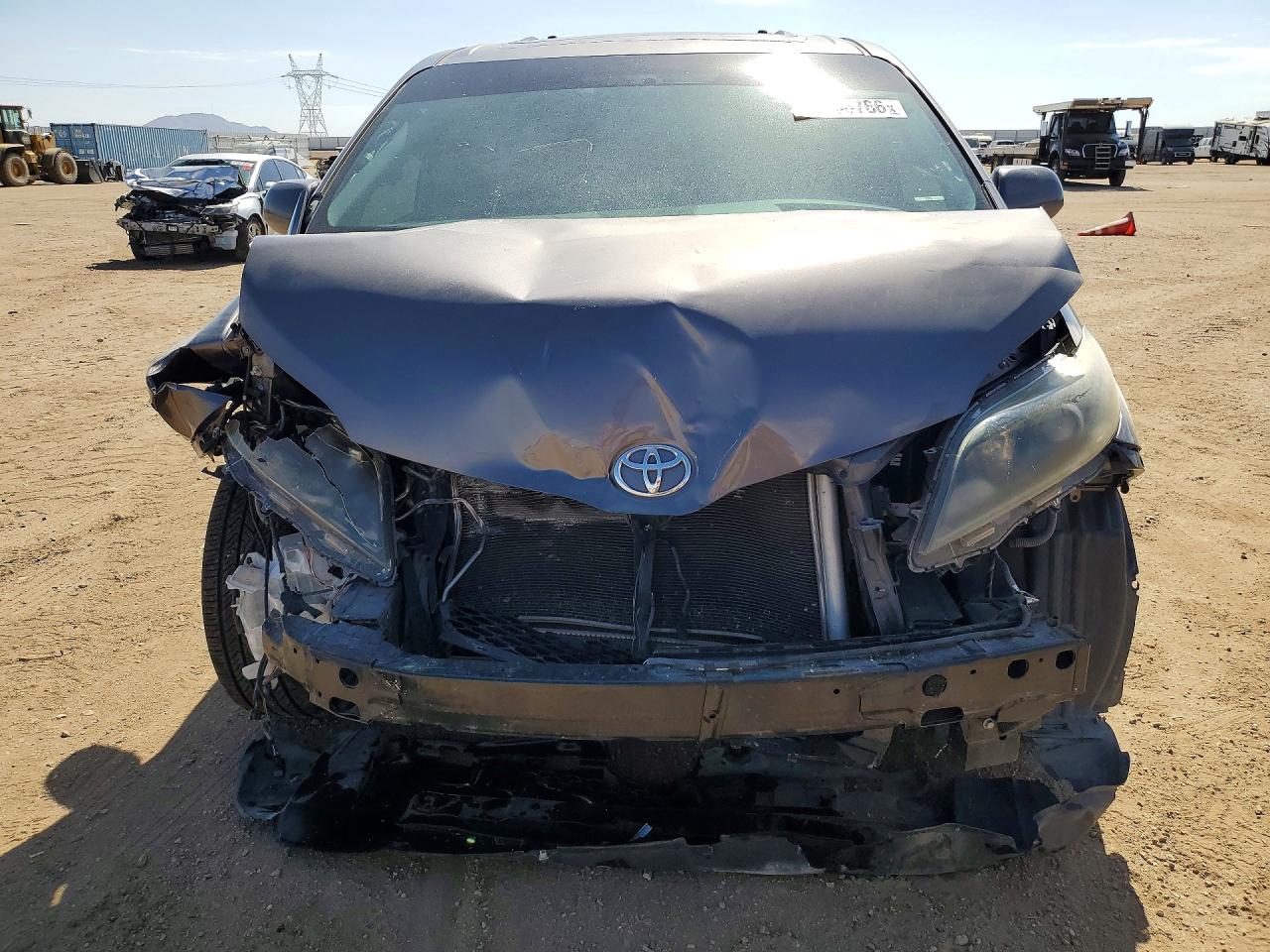 2015 Toyota Sienna Sport Charcoal vin: 5TDXK3DC0FS681135