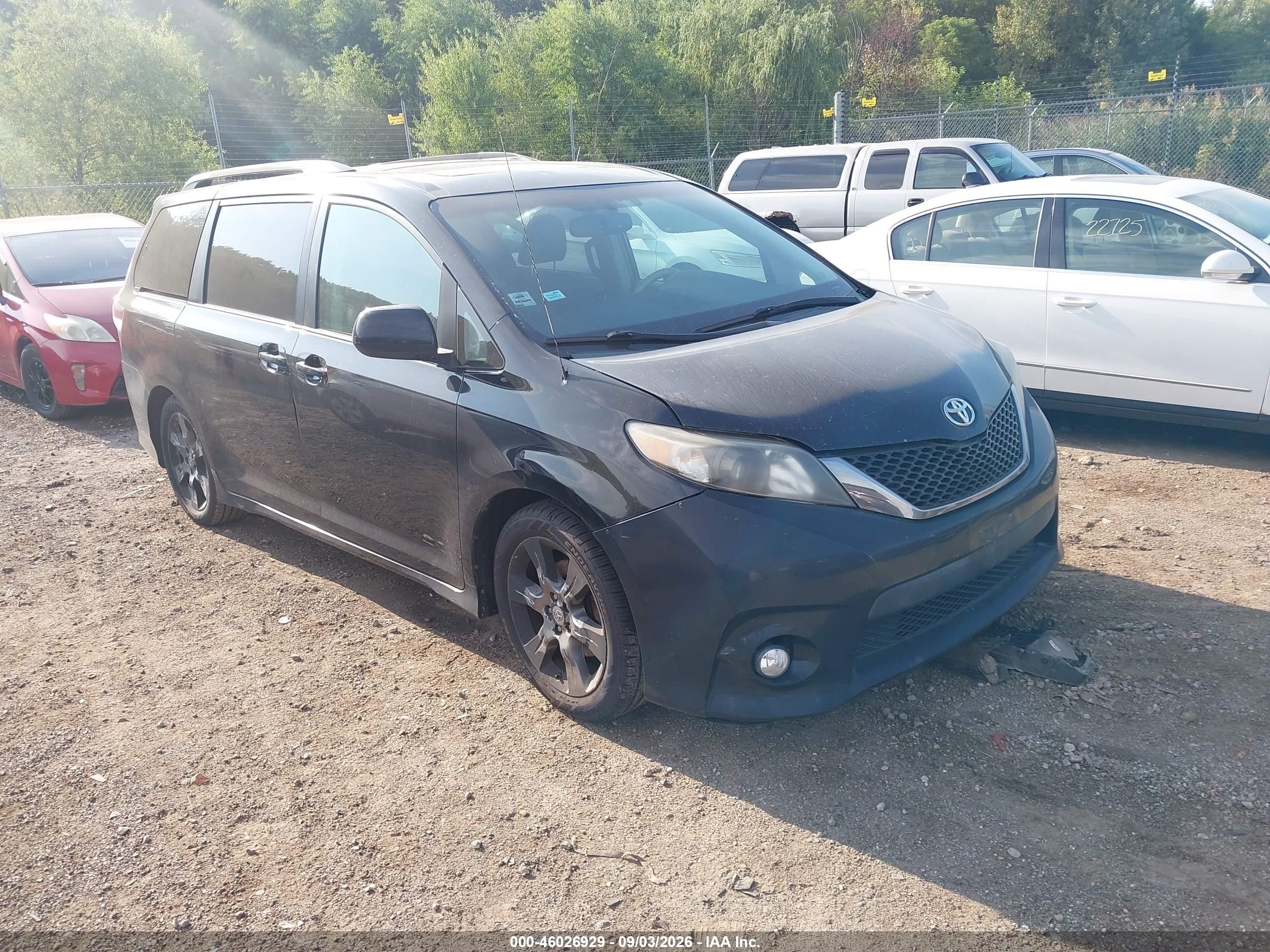 2012 Toyota Sienna Se 8 Passenger Black vin: 5TDXK3DC1CS193744