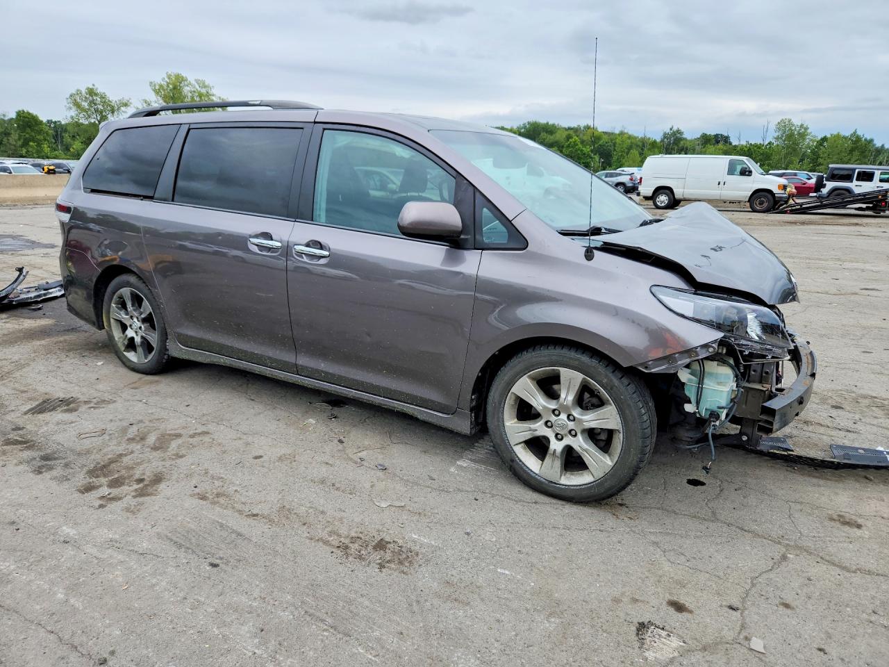2013 Toyota Sienna Sport Gray vin: 5TDXK3DC1DS368981