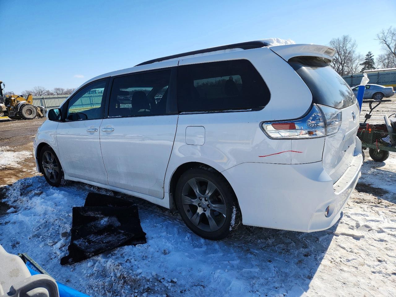 2015 Toyota Sienna Sport White vin: 5TDXK3DC1FS545354