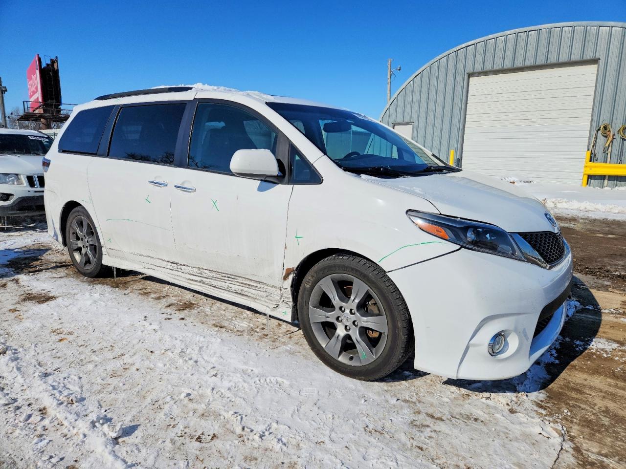 2015 Toyota Sienna Sport White vin: 5TDXK3DC1FS545354