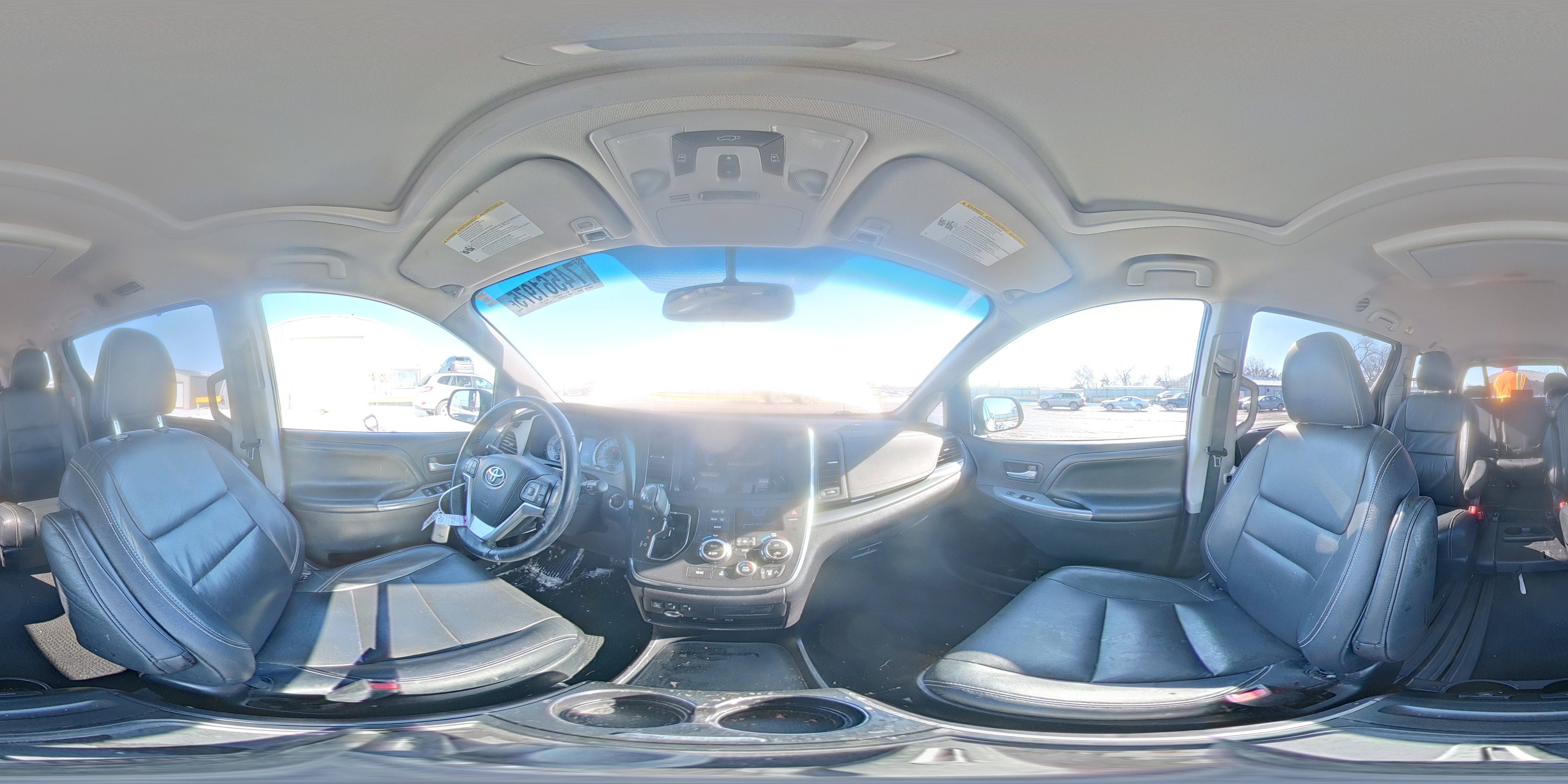 2015 Toyota Sienna Sport White vin: 5TDXK3DC1FS545354