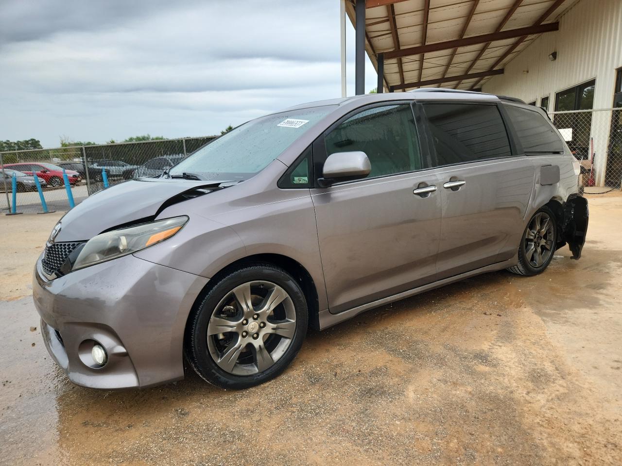 2015 Toyota Sienna Sport Gray vin: 5TDXK3DC1FS633160 Damage: Hood, Dent(S) W/ Paint Dmg, > 12 Inches