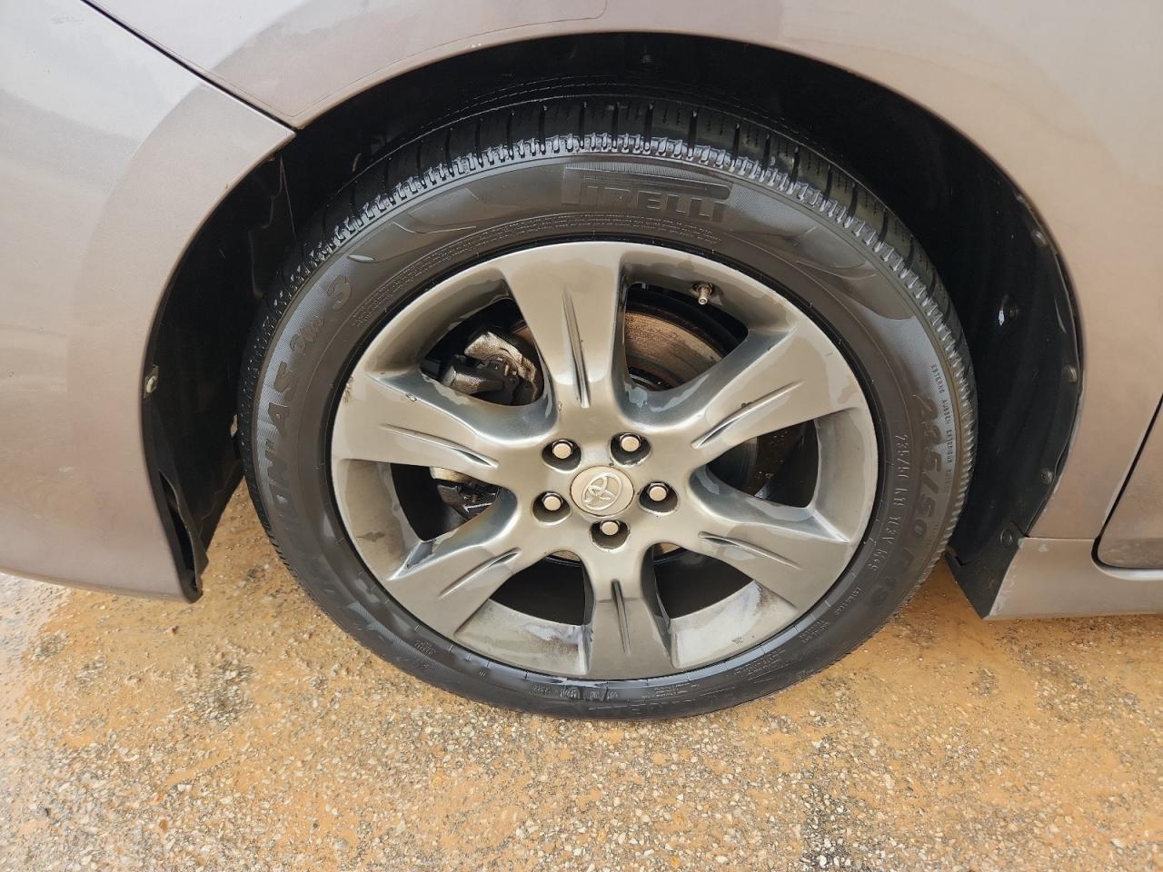 2015 Toyota Sienna Sport Gray vin: 5TDXK3DC1FS633160 Damage: Left Front Wheel, Curb Rash, 2 To 3 Inches