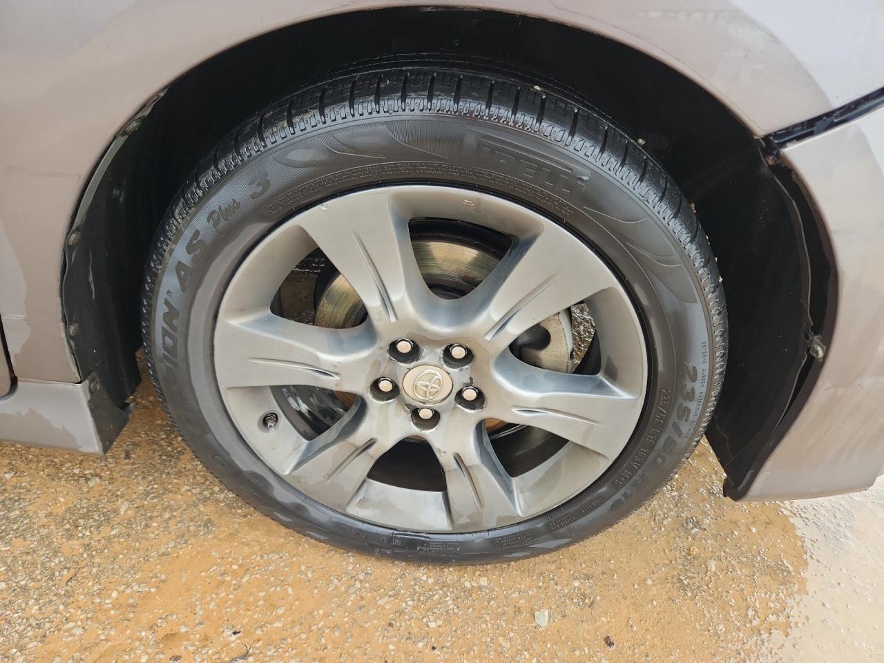 2015 Toyota Sienna Sport Gray vin: 5TDXK3DC1FS633160 Damage: Right Front Wheel, Curb Rash, 1 To 2 Inches