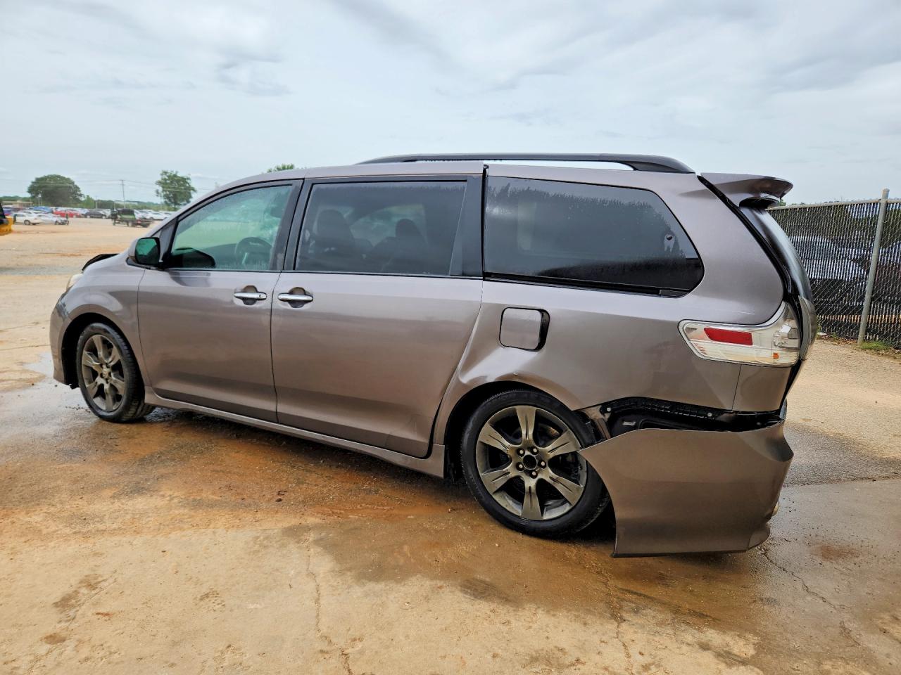 2015 Toyota Sienna Sport Gray vin: 5TDXK3DC1FS633160