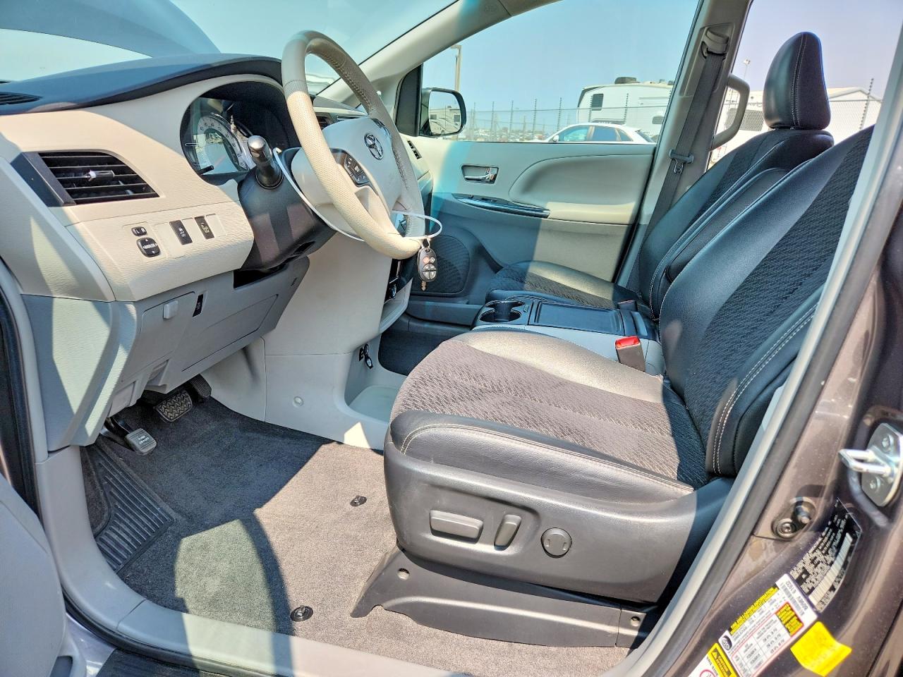 2014 Toyota Sienna Sport Charcoal vin: 5TDXK3DC2ES485566