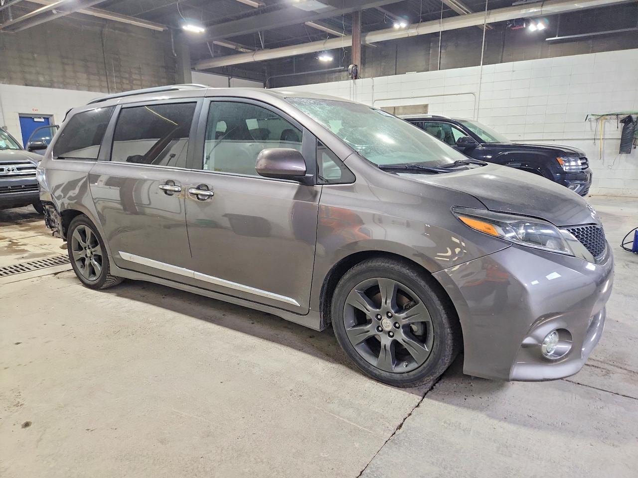 2015 Toyota Sienna Sport Gray vin: 5TDXK3DC2FS608381