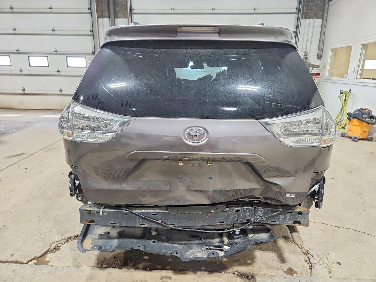 2015 Toyota Sienna Sport Gray vin: 5TDXK3DC2FS608381