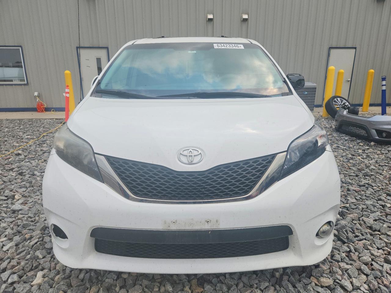 2014 Toyota Sienna Sport White vin: 5TDXK3DC3ES512726