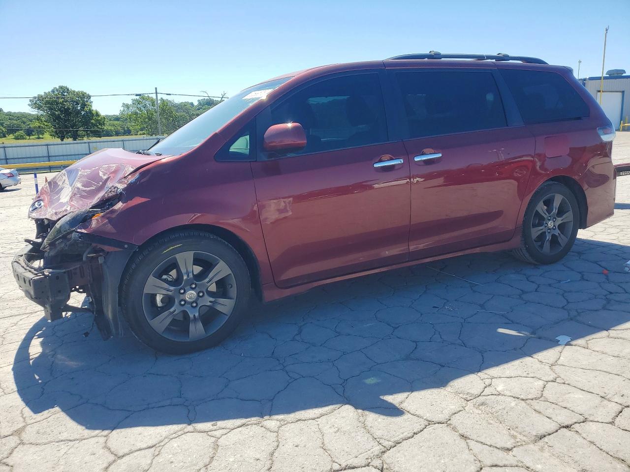 2015 Toyota Sienna Sport Красный vin: 5TDXK3DC3FS610737