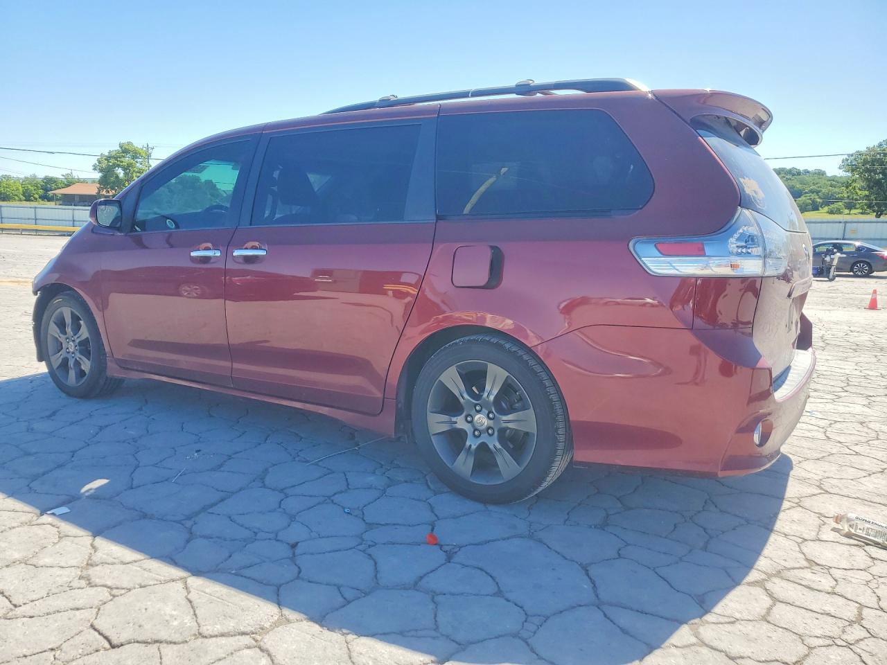 2015 Toyota Sienna Sport Red vin: 5TDXK3DC3FS610737