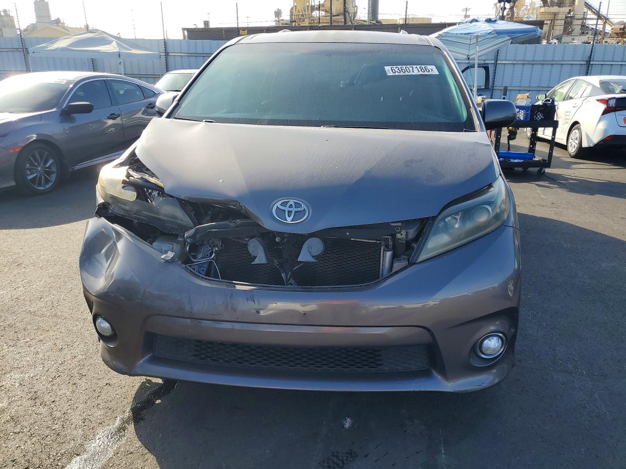 2015 Toyota Sienna Sport Gray vin: 5TDXK3DC3FS655967