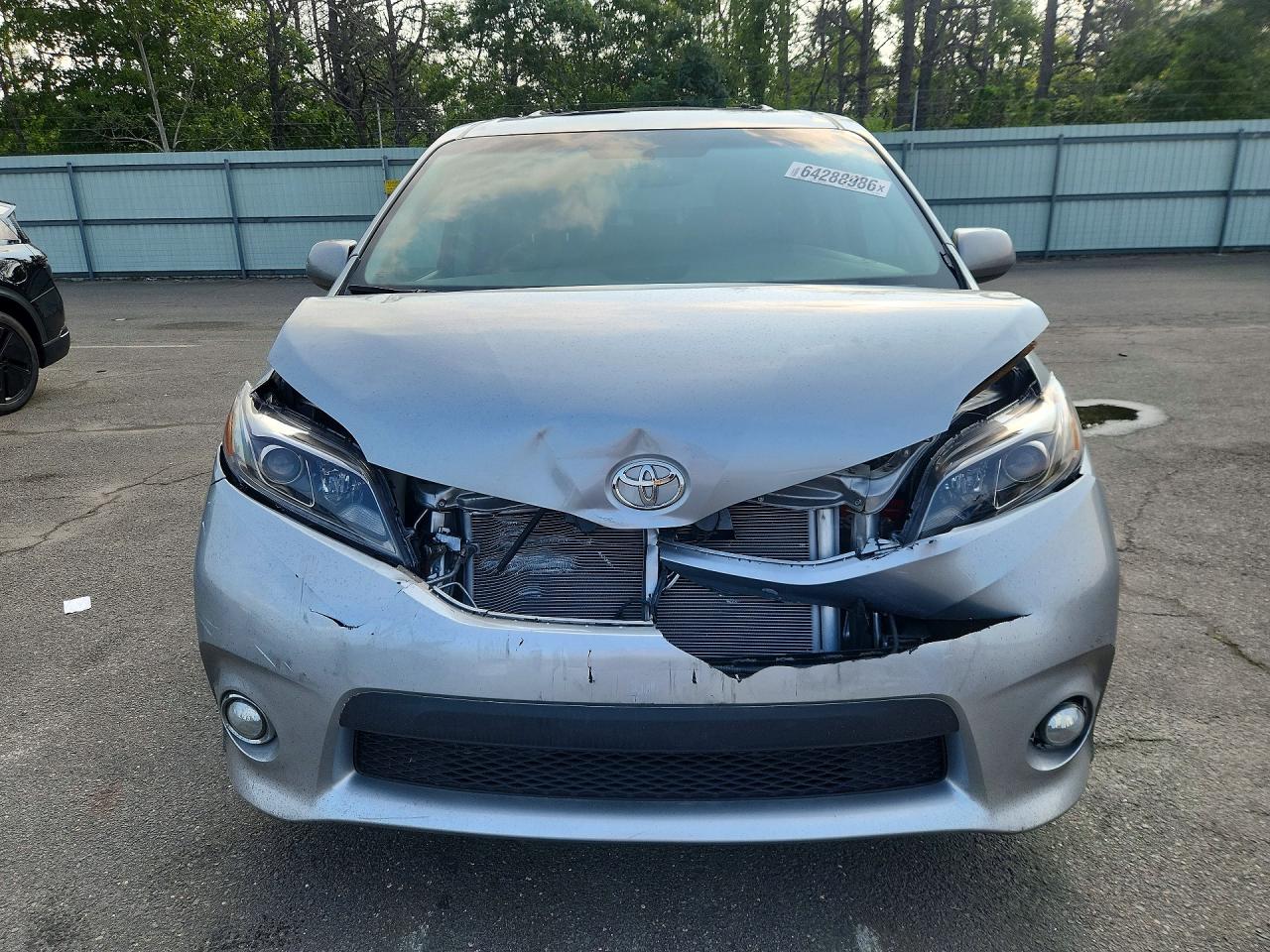 2015 Toyota Sienna Sport Silver vin: 5TDXK3DC3FS671523