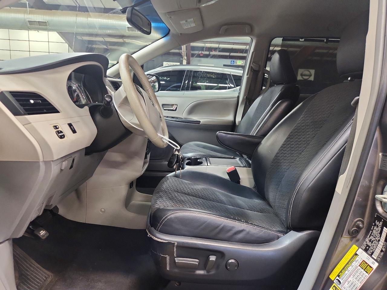 2012 Toyota Sienna Sport Gray vin: 5TDXK3DC4CS188473