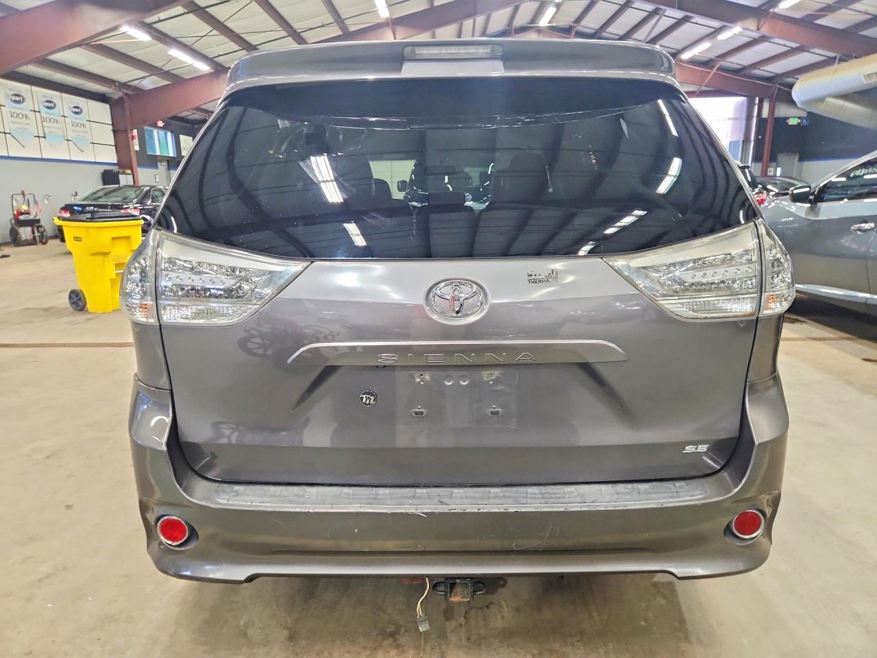 2012 Toyota Sienna Sport Gray vin: 5TDXK3DC4CS188473