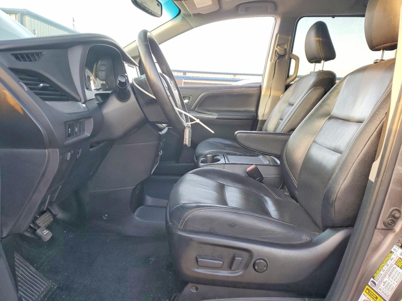 2015 Toyota Sienna Sport Gray vin: 5TDXK3DC4FS552783