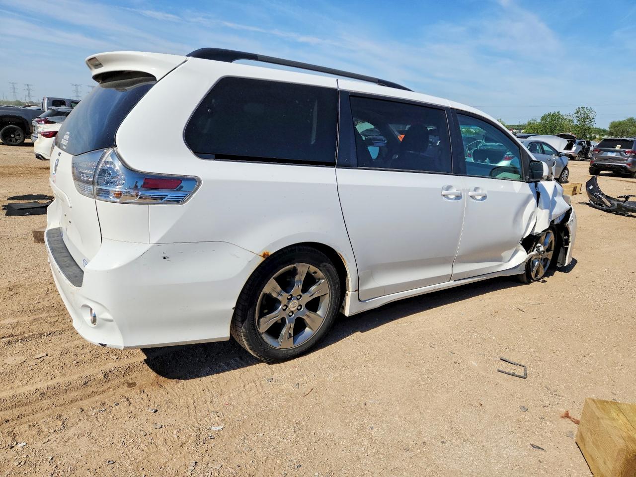 2011 Toyota Sienna Sport Белый vin: 5TDXK3DC5BS056921
