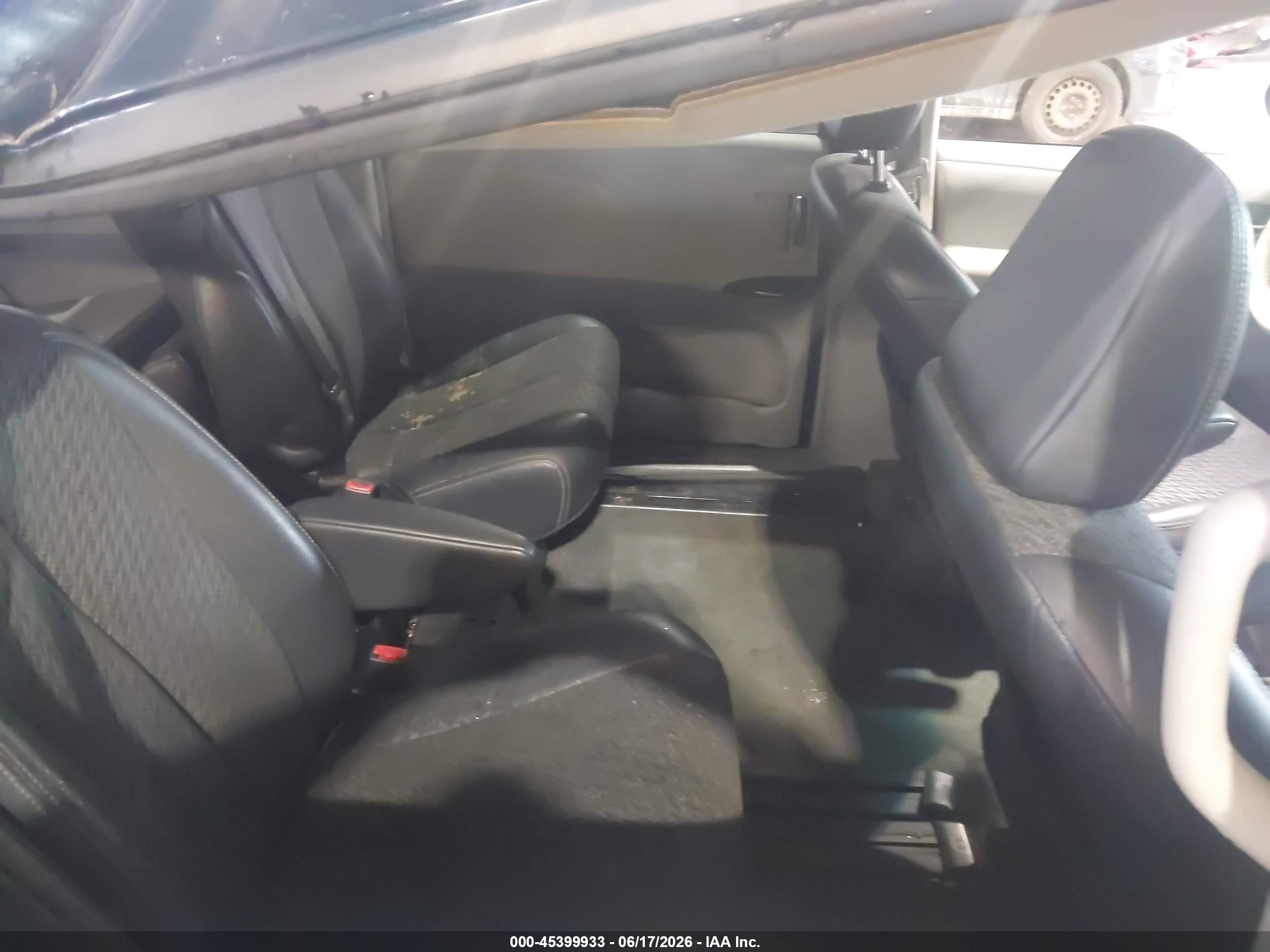 2011 Toyota Sienna Se Blue vin: 5TDXK3DC5BS130466