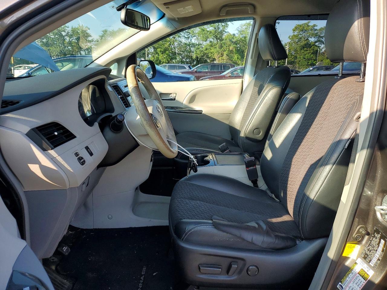 2012 Toyota Sienna Sport Gray vin: 5TDXK3DC5CS240709