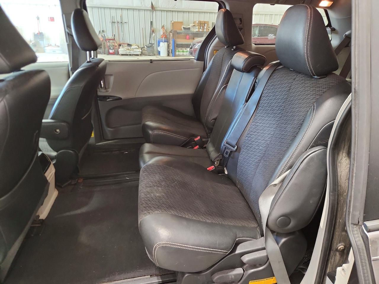 2013 Toyota Sienna Sport Gray vin: 5TDXK3DC5DS294156