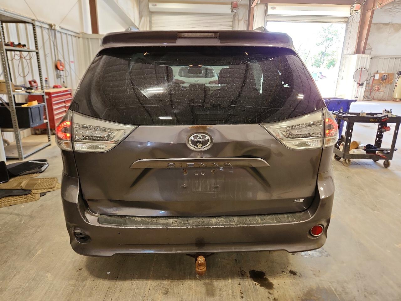 2013 Toyota Sienna Sport Gray vin: 5TDXK3DC5DS294156