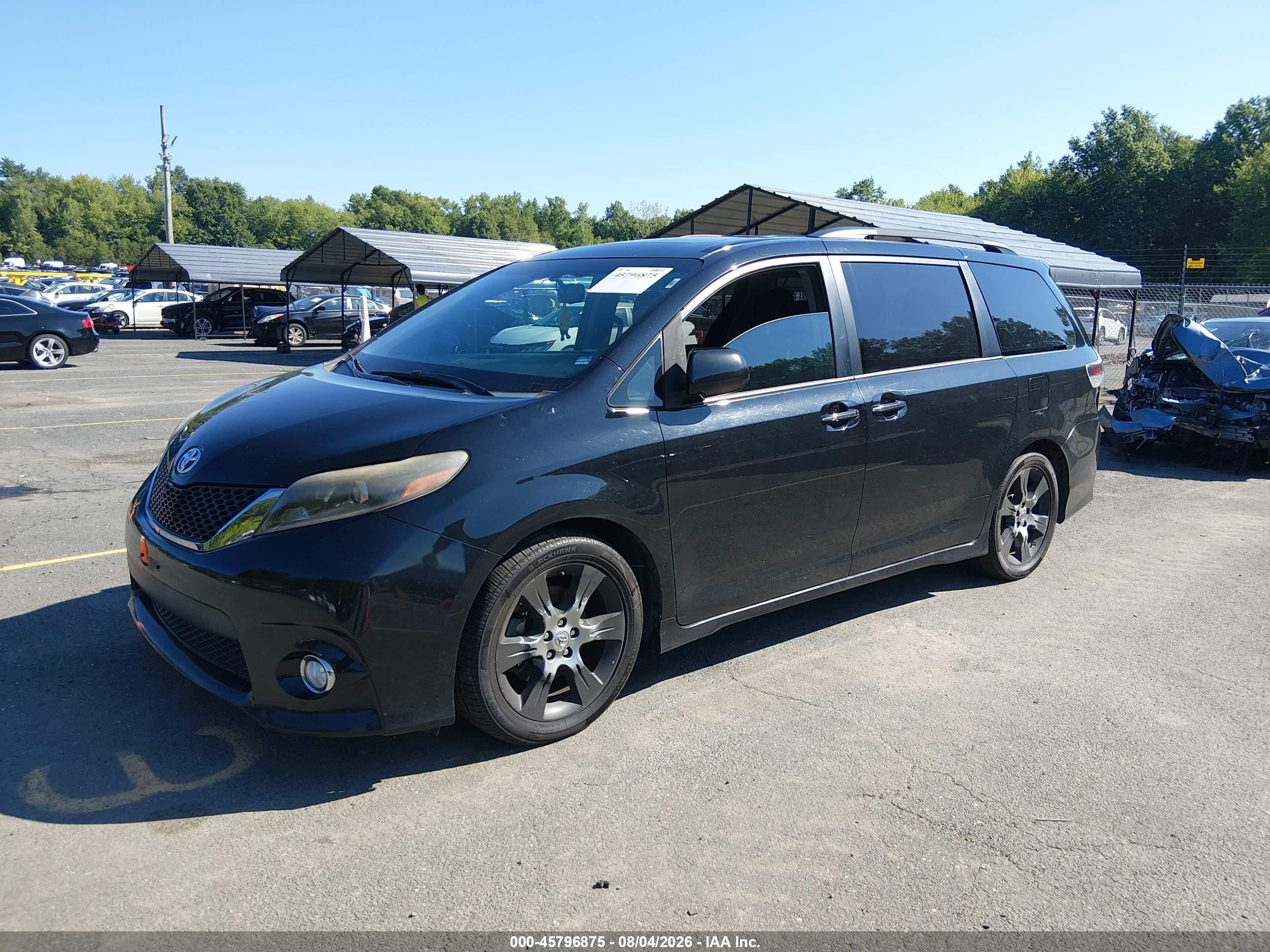 2015 Toyota Sienna Se 8 Passenger Black vin: 5TDXK3DC5FS543042
