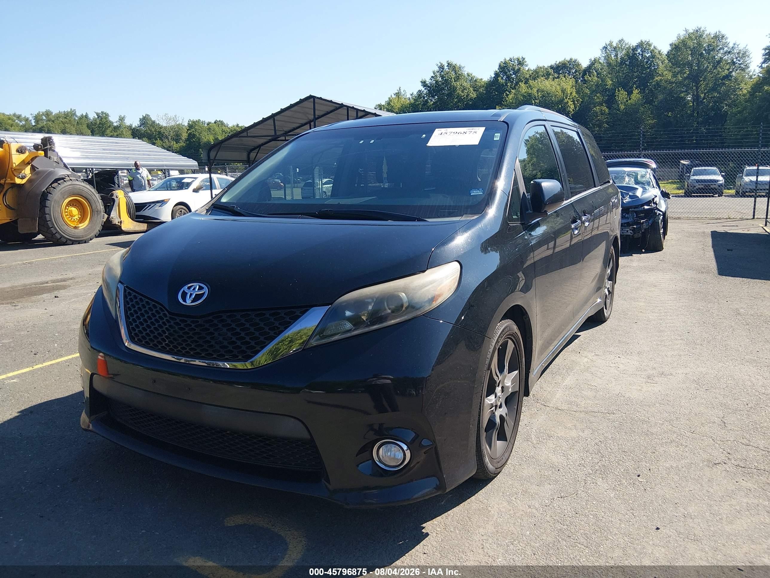 2015 Toyota Sienna Se 8 Passenger Black vin: 5TDXK3DC5FS543042