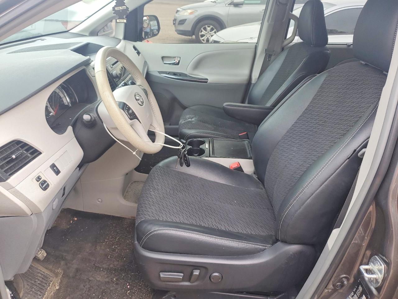 2014 Toyota Sienna Sport Charcoal vin: 5TDXK3DC6ES412698