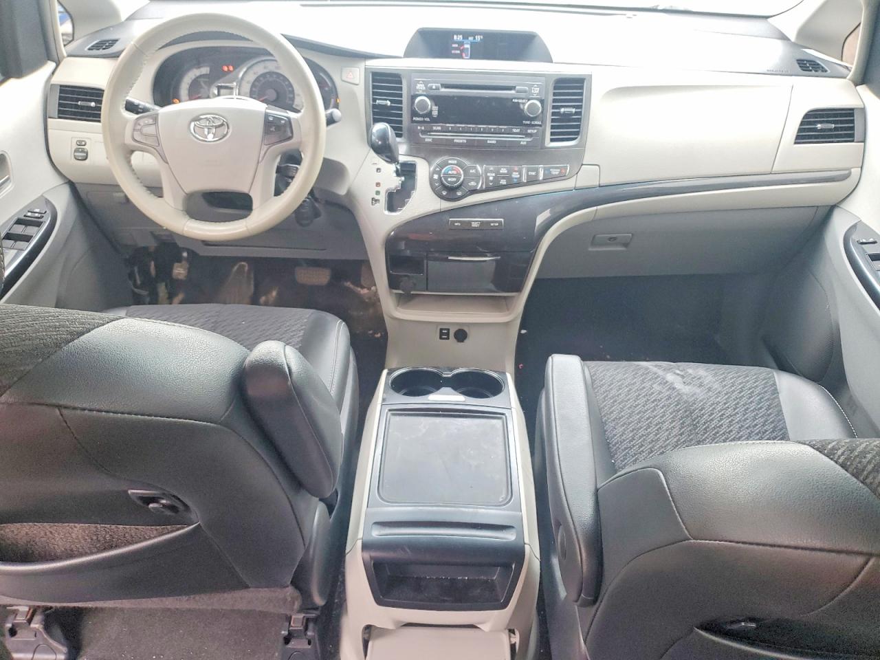 2014 Toyota Sienna Sport Charcoal vin: 5TDXK3DC6ES412698