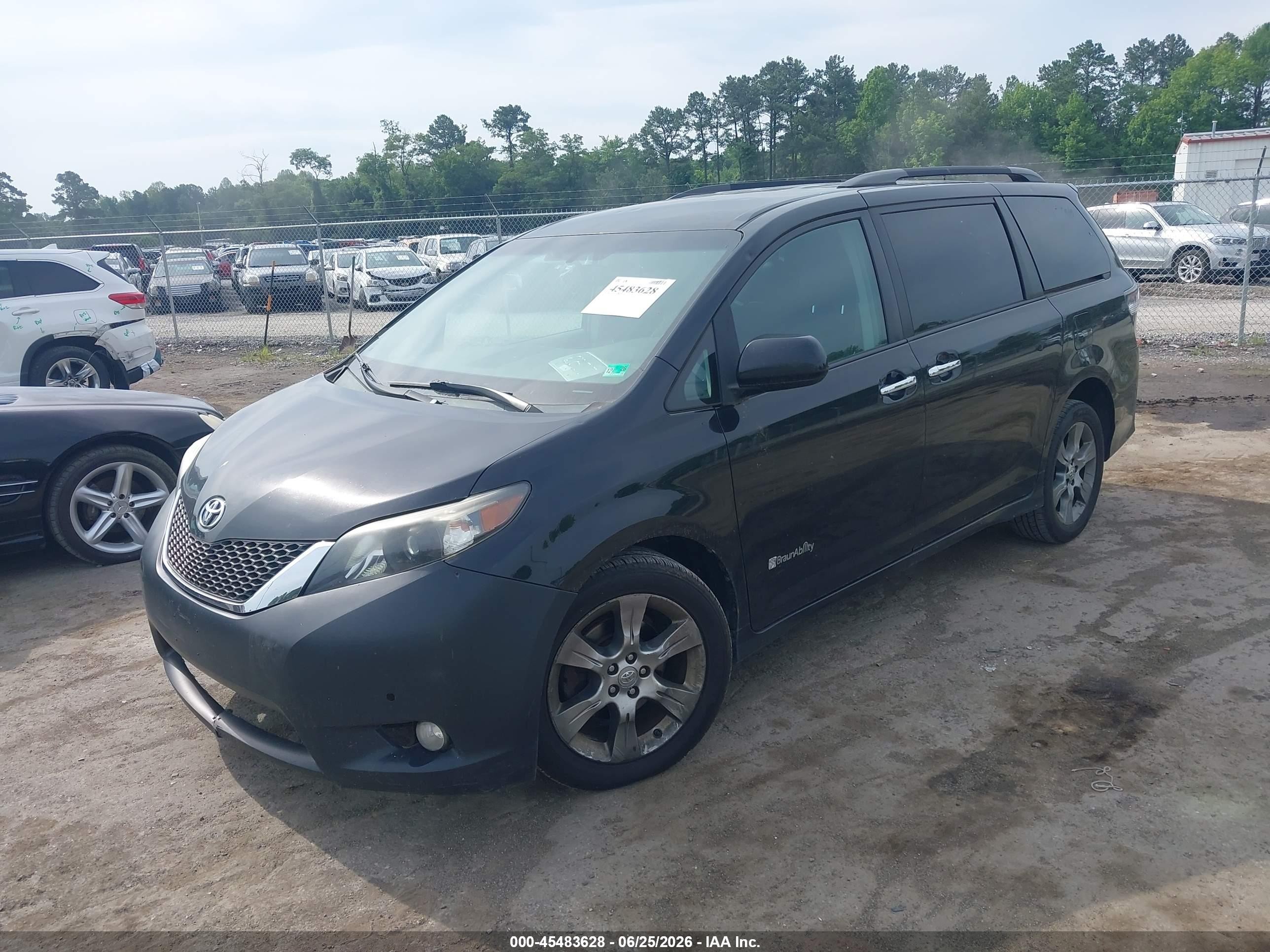 2014 Toyota Sienna Sport Black vin: 5TDXK3DC6ES422714