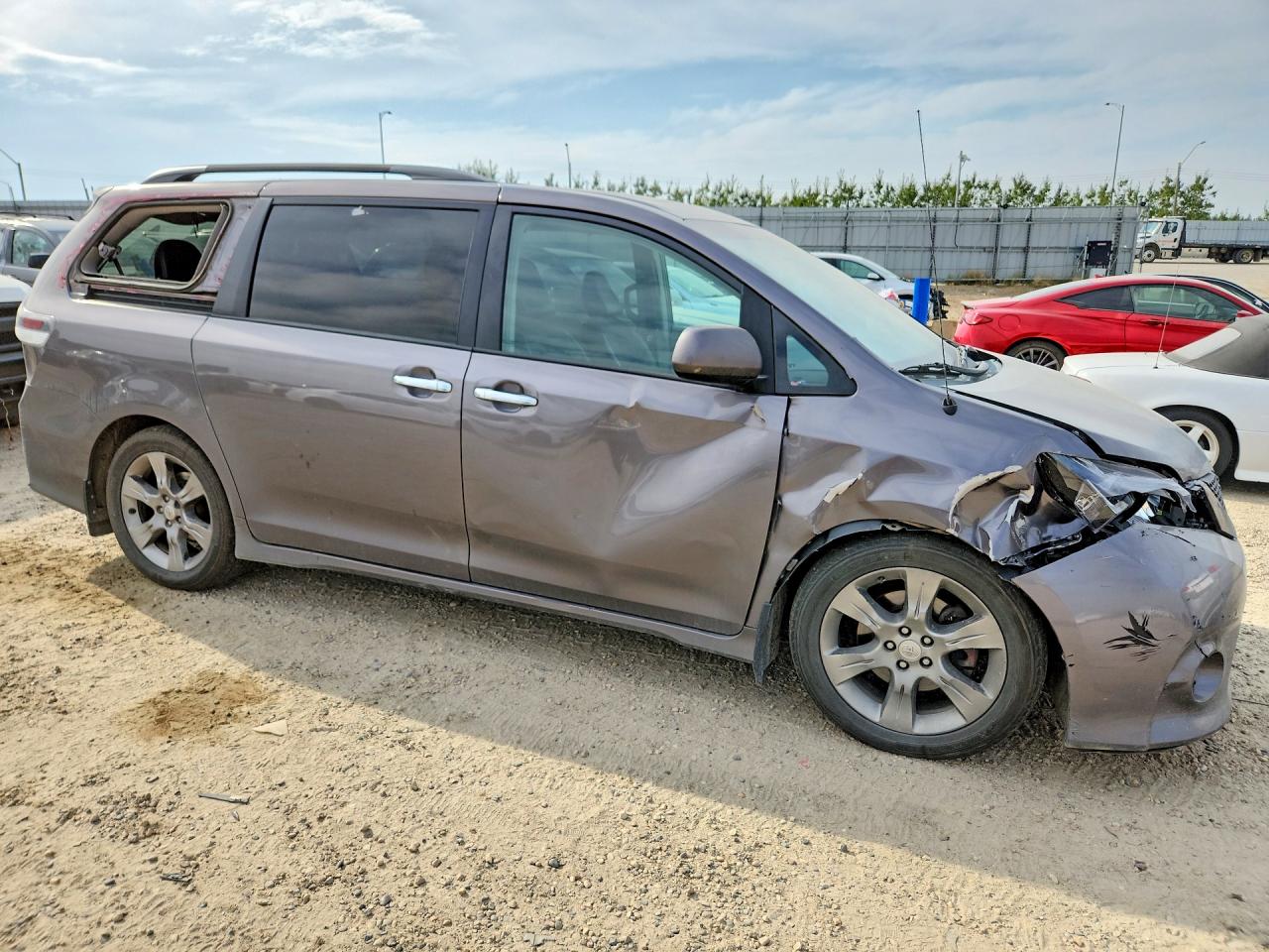 2014 Toyota Sienna Sport Серый vin: 5TDXK3DC6ES471590