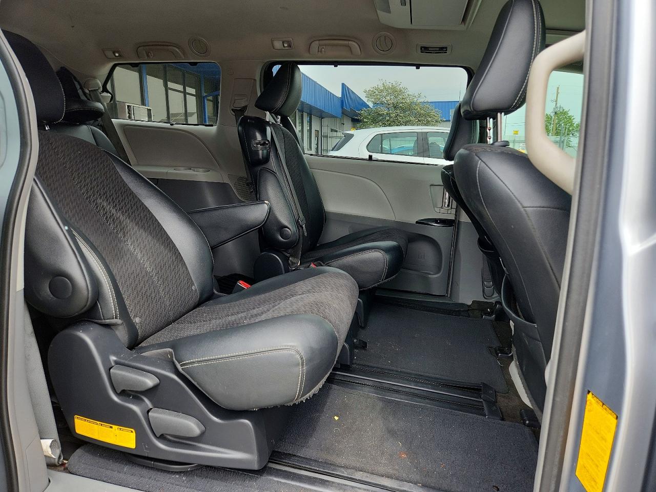 2014 Toyota Sienna Sport Silver vin: 5TDXK3DC6ES502773