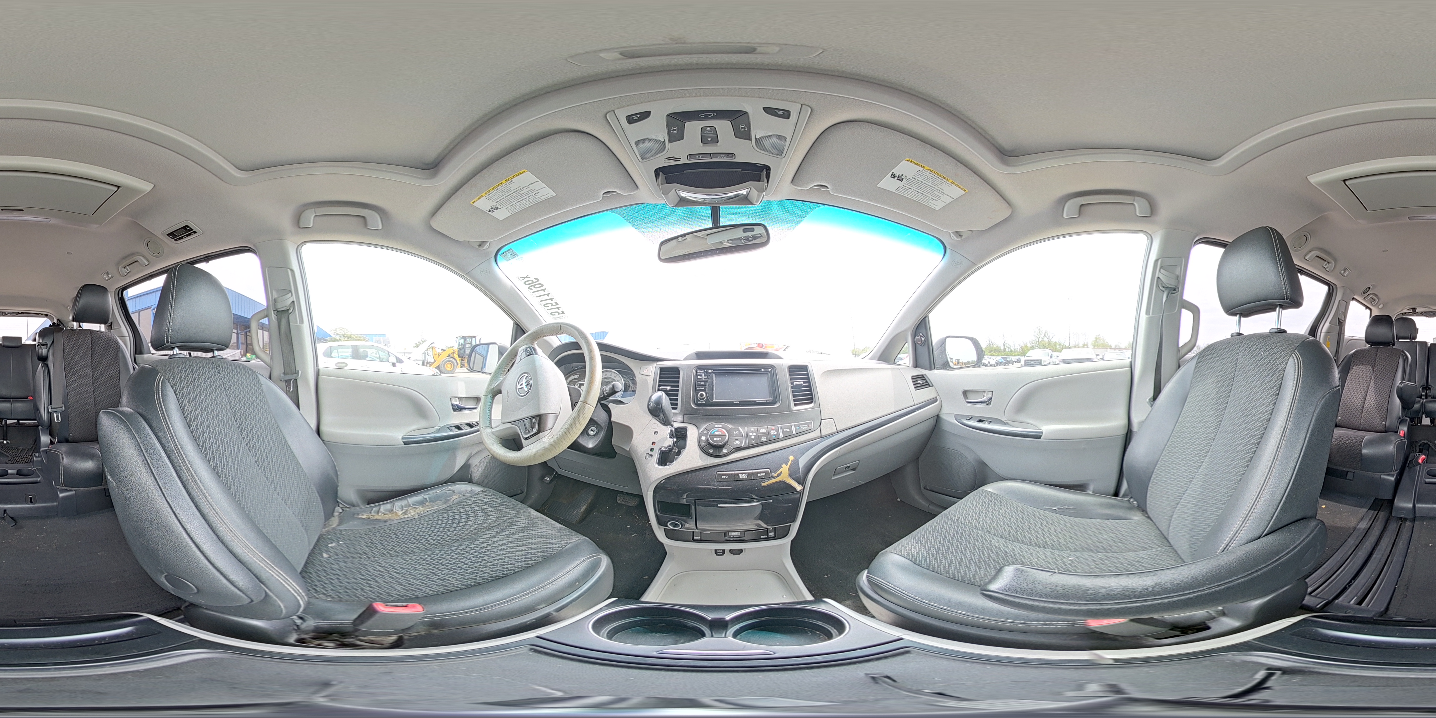2014 Toyota Sienna Sport Silver vin: 5TDXK3DC6ES502773