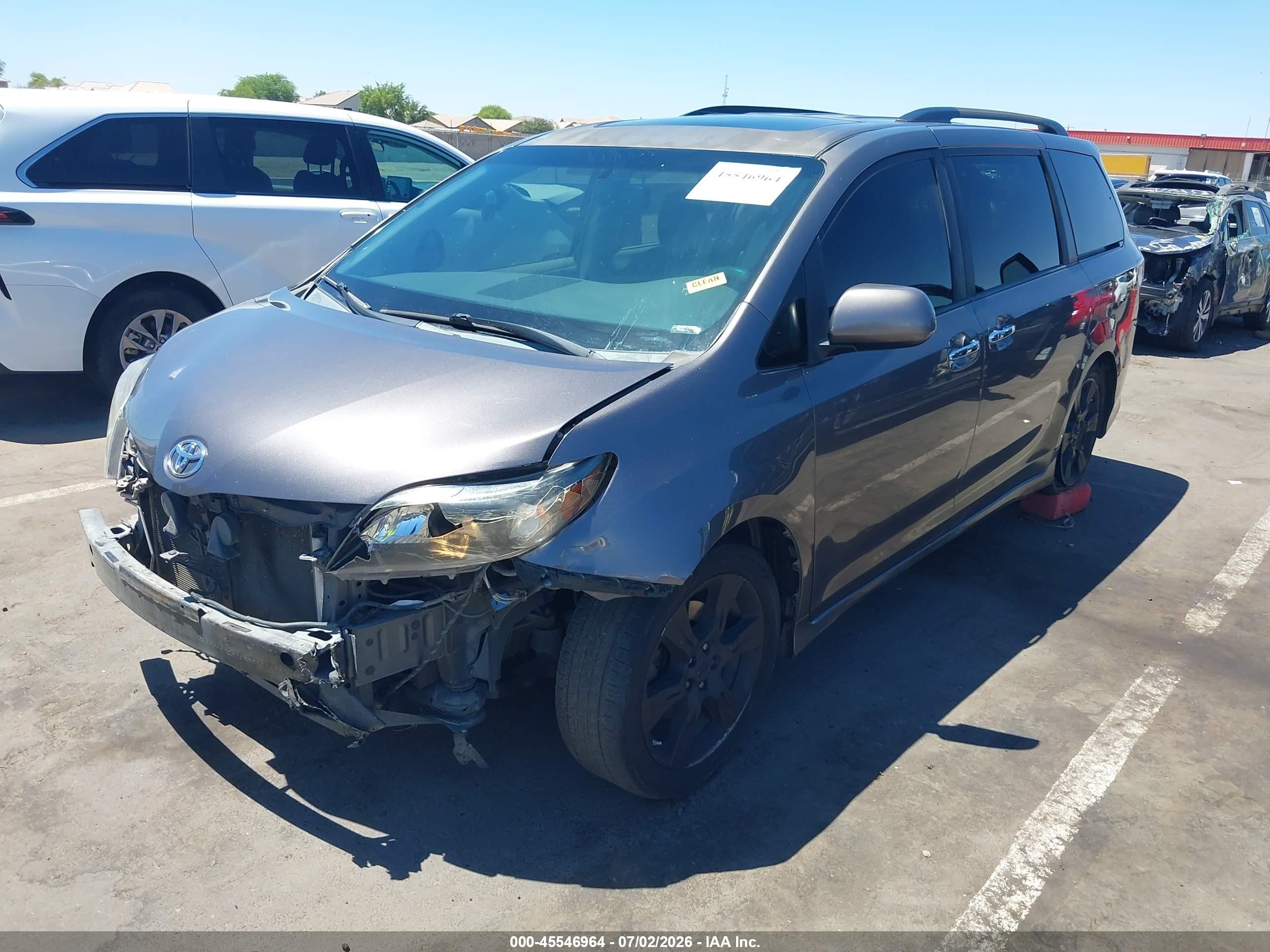2014 Toyota Sienna Se 8 Passenger Gray vin: 5TDXK3DC6ES519816