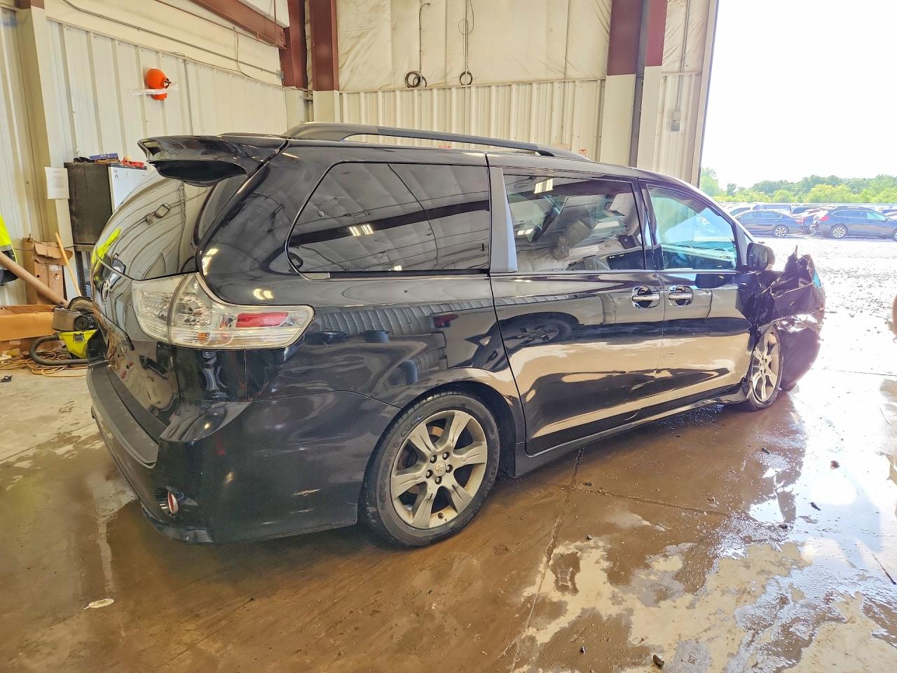 2015 Toyota Sienna Sport Black vin: 5TDXK3DC6FS531725