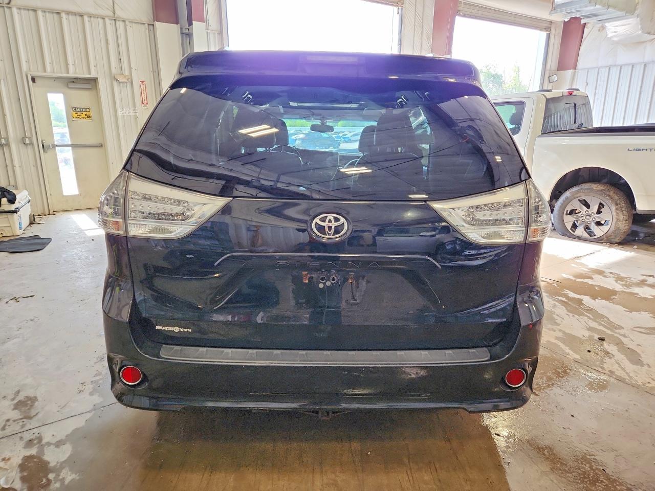 2015 Toyota Sienna Sport Black vin: 5TDXK3DC6FS531725