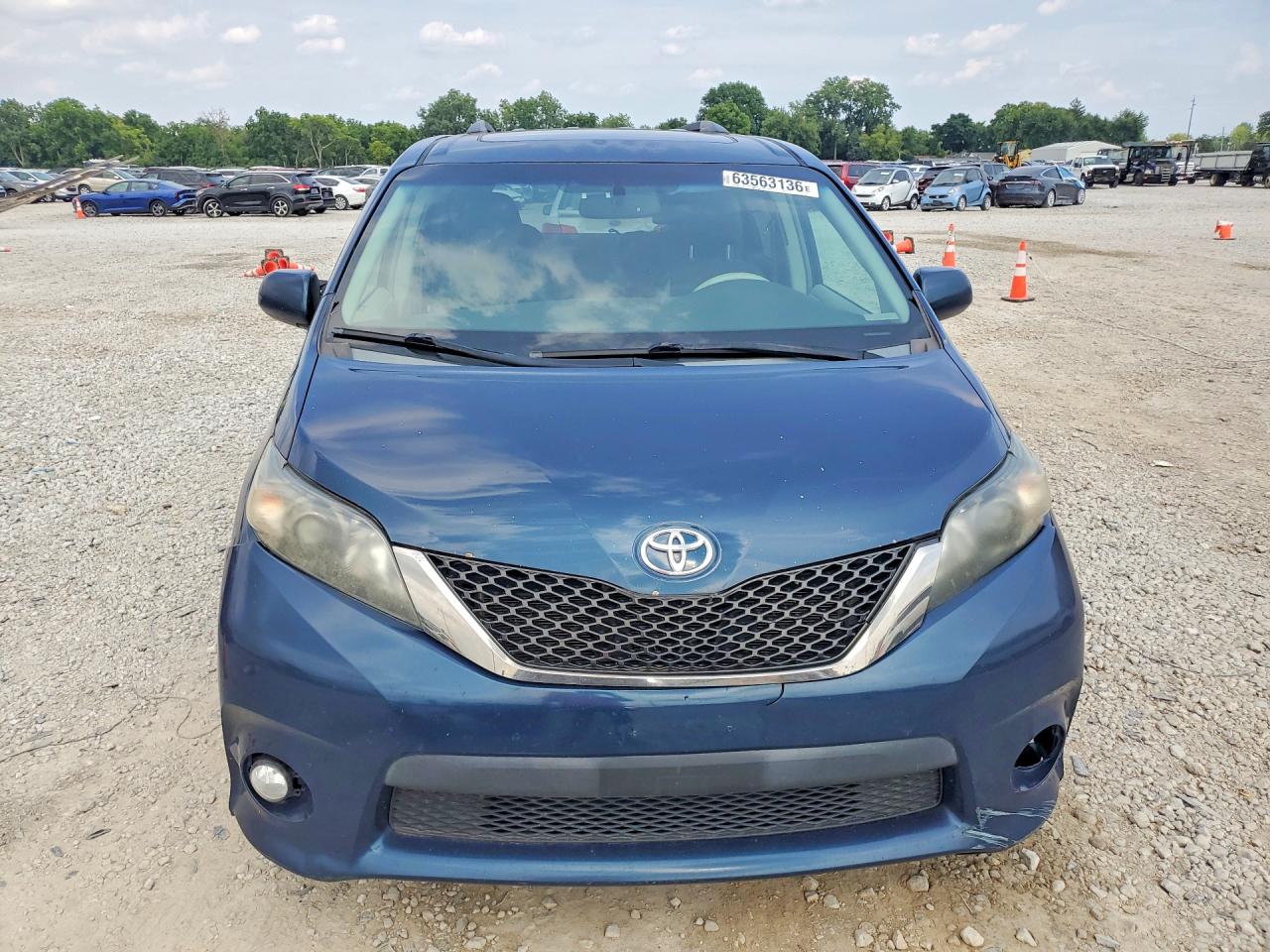 2012 Toyota Sienna Sport Blue vin: 5TDXK3DC7CS198446