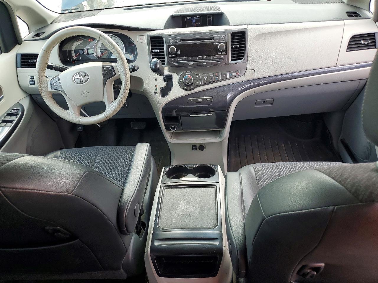 2012 Toyota Sienna Sport Blue vin: 5TDXK3DC7CS198446