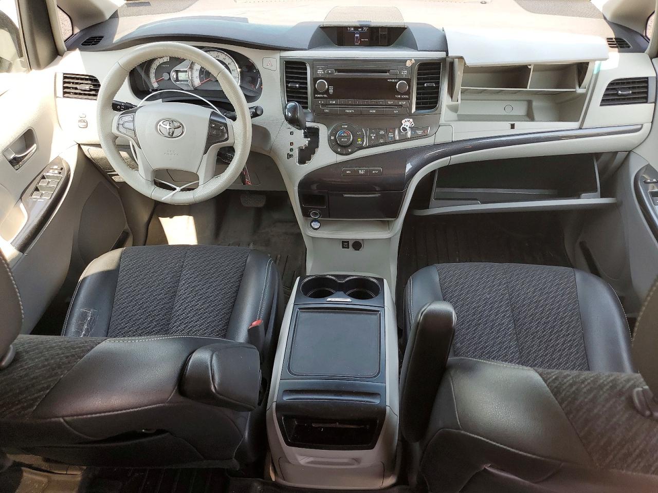 2012 Toyota Sienna Sport Black vin: 5TDXK3DC7CS218971