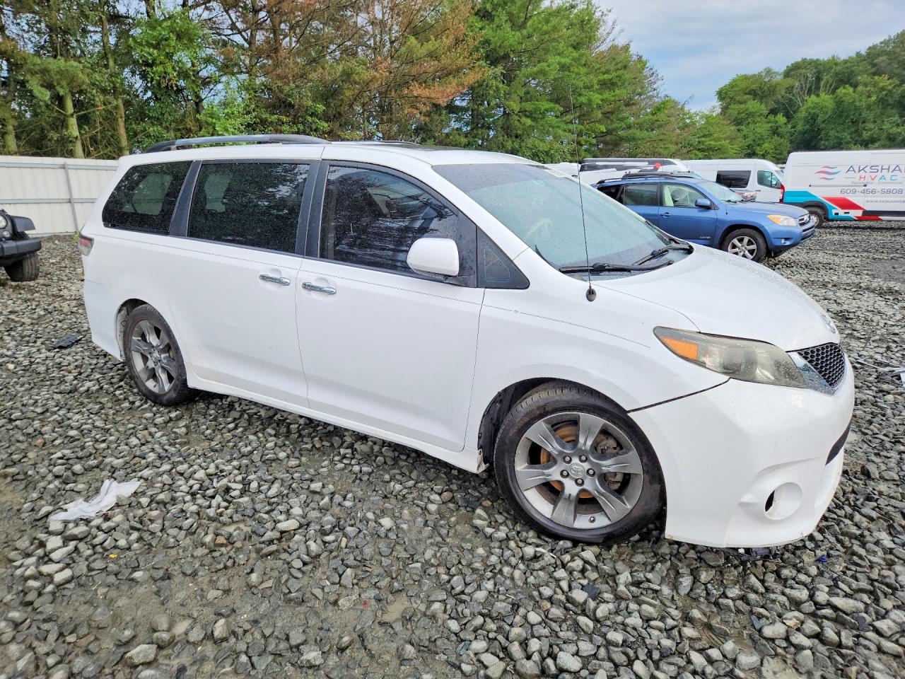 2014 Toyota Sienna Sport White vin: 5TDXK3DC7ES405579