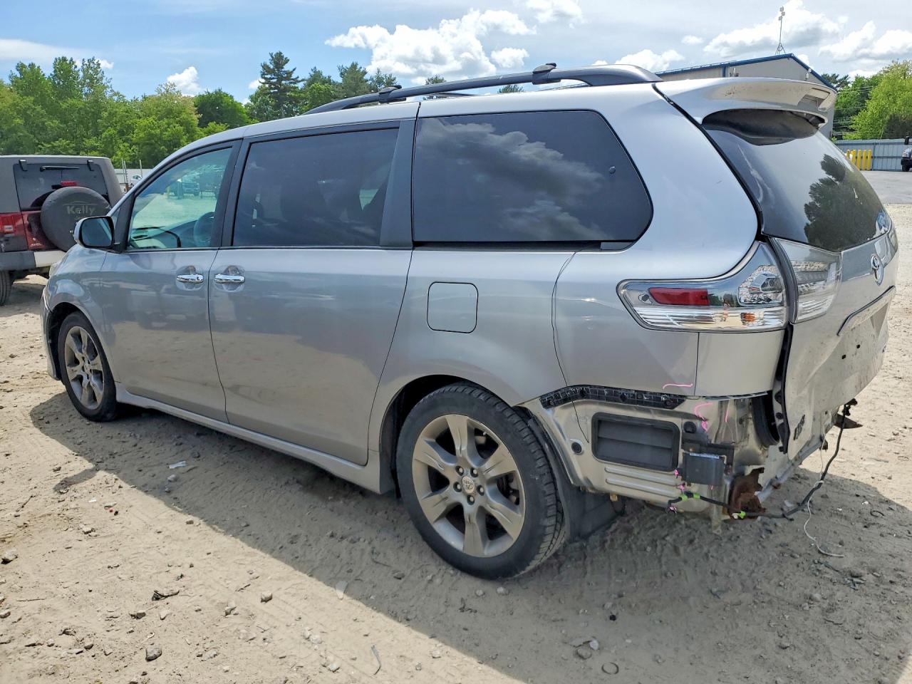 2014 Toyota Sienna Sport Silver vin: 5TDXK3DC7ES423077