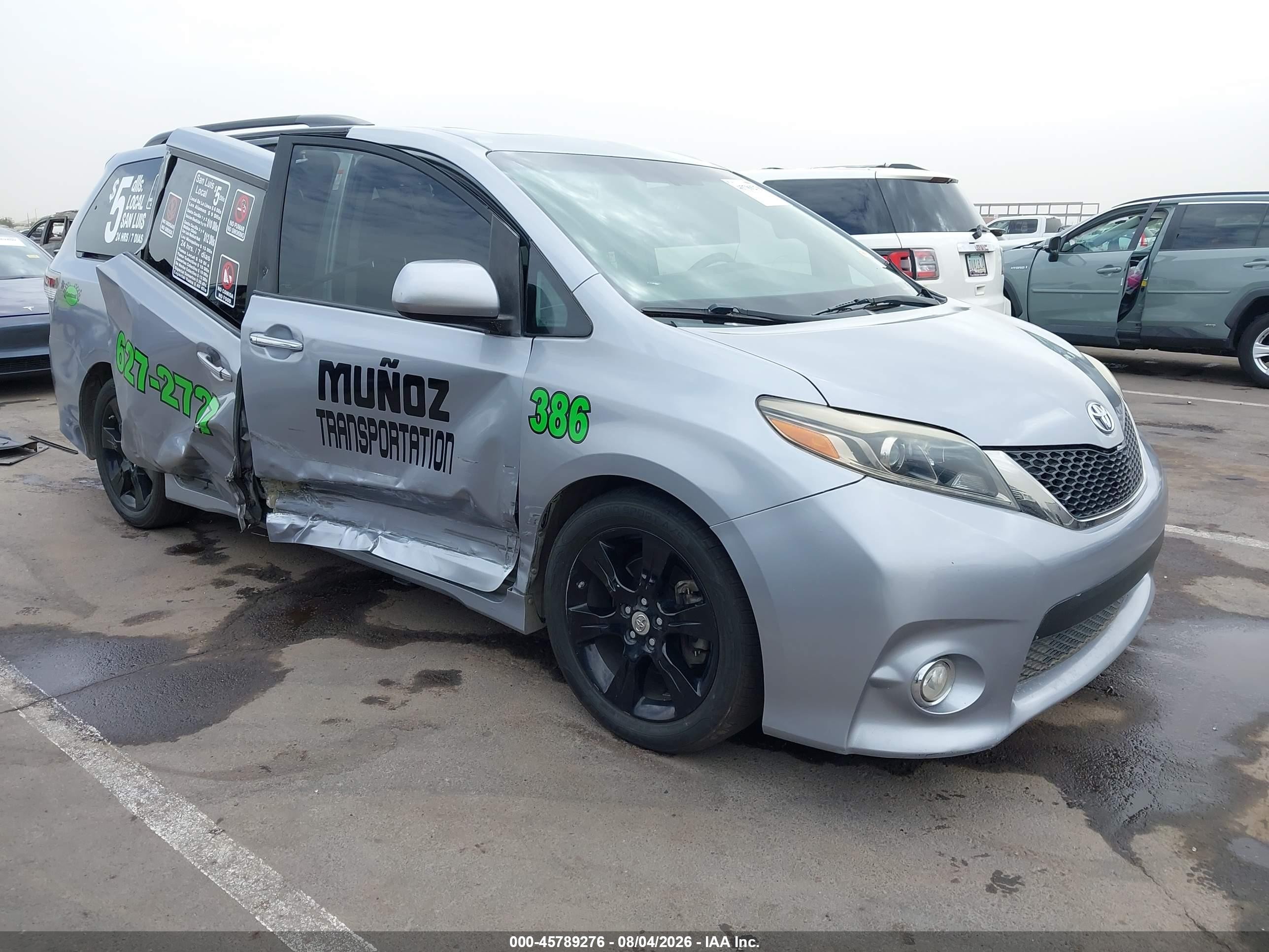 2015 Toyota Sienna Se Premium 8 Passenger Серебряный vin: 5TDXK3DC7FS528252