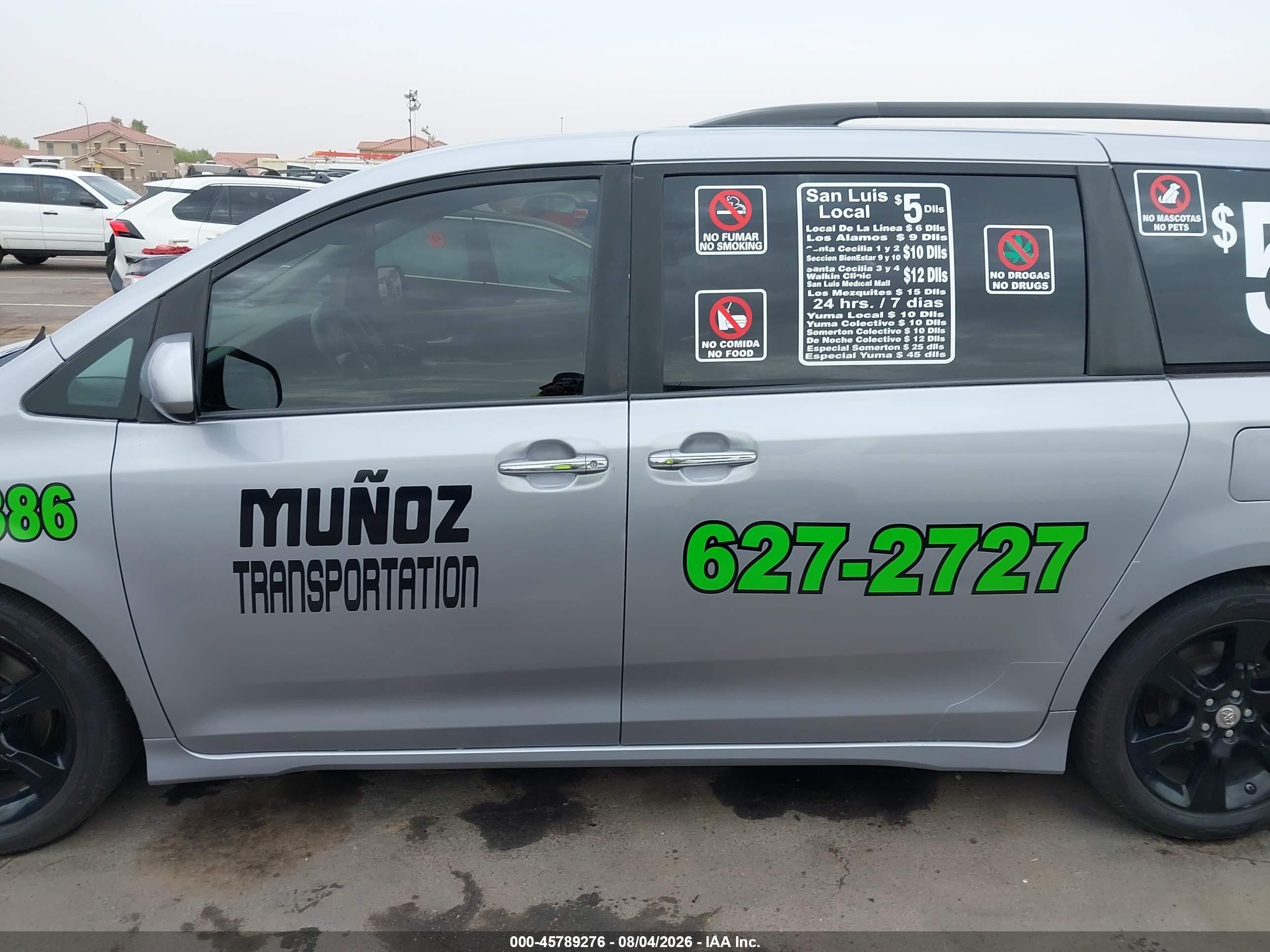 2015 Toyota Sienna Se Premium 8 Passenger Серебряный vin: 5TDXK3DC7FS528252