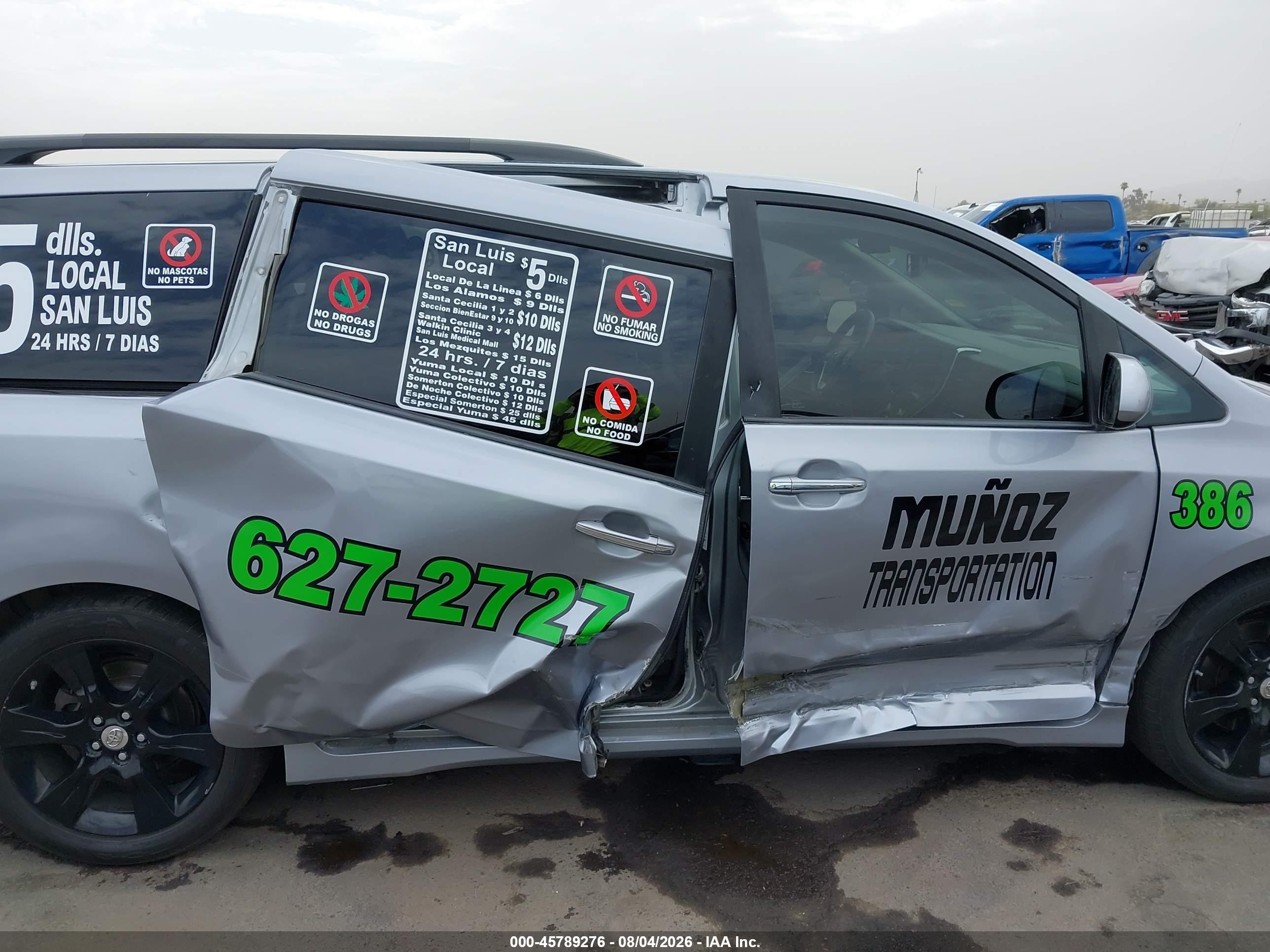2015 Toyota Sienna Se Premium 8 Passenger Серебряный vin: 5TDXK3DC7FS528252