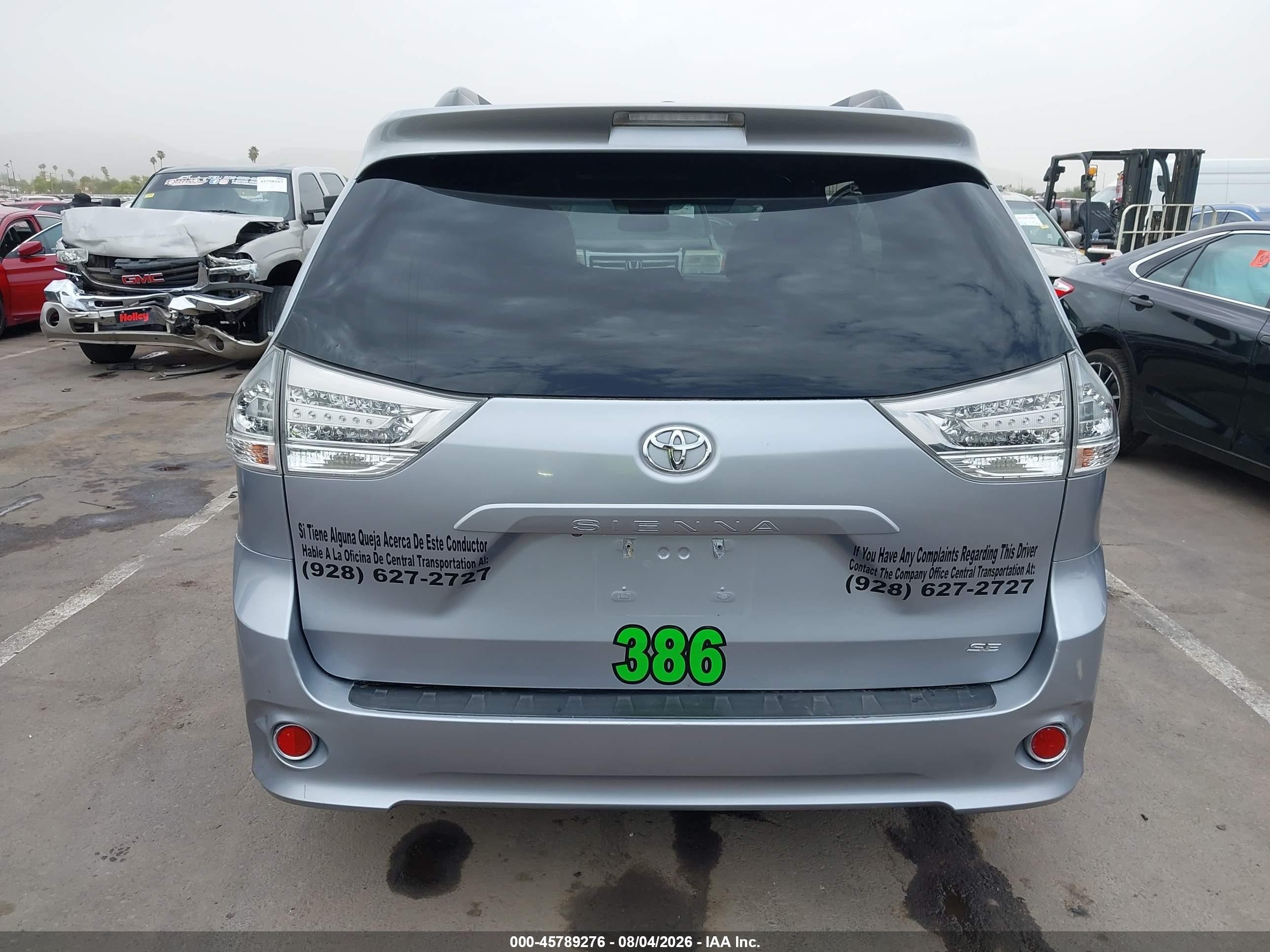 2015 Toyota Sienna Se Premium 8 Passenger Серебряный vin: 5TDXK3DC7FS528252